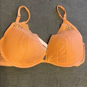 VS Incredible bra